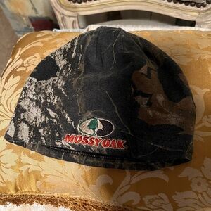 Mossy Oak Camouflage Beanie with Logo